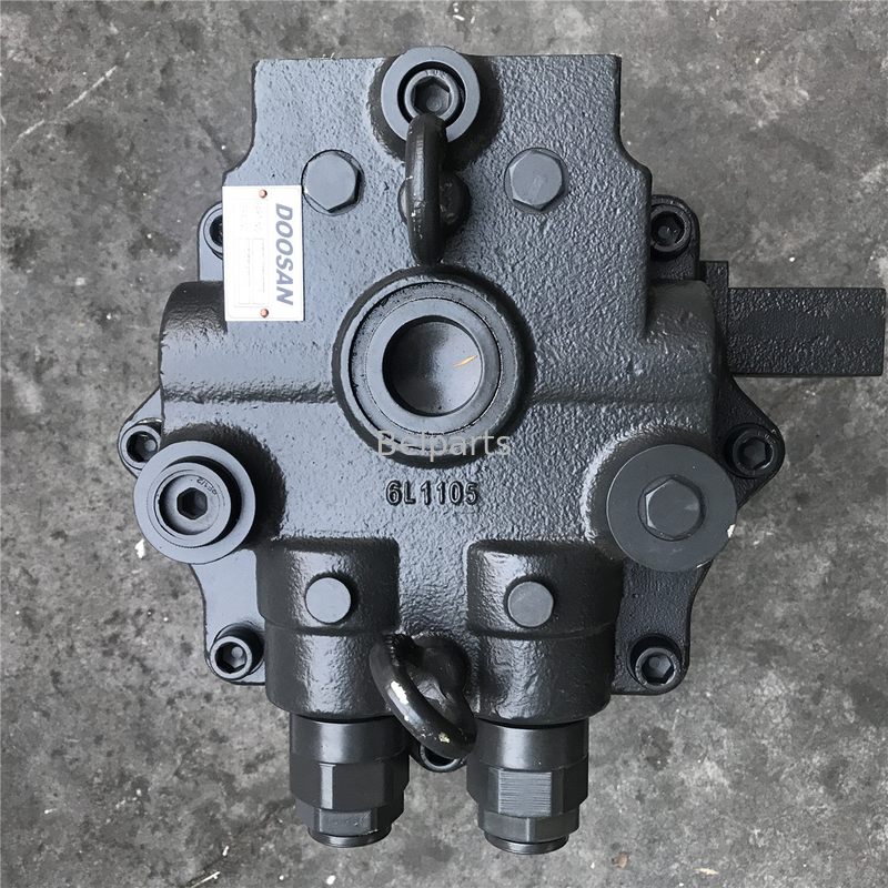 Motore idraulico del Assy 2401-9253 del motore dell'oscillazione di Attachments Doosan DX15 dell'escavatore