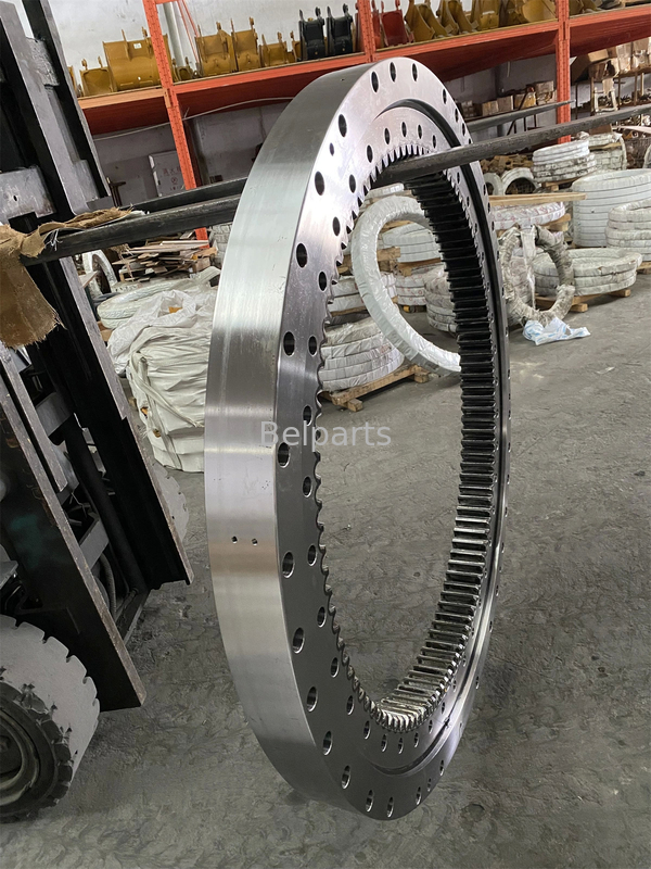 Hitachi ZX450-3 9247287 Cuscinetto a rotazione Anello a rotazione per ricambi di escavatore