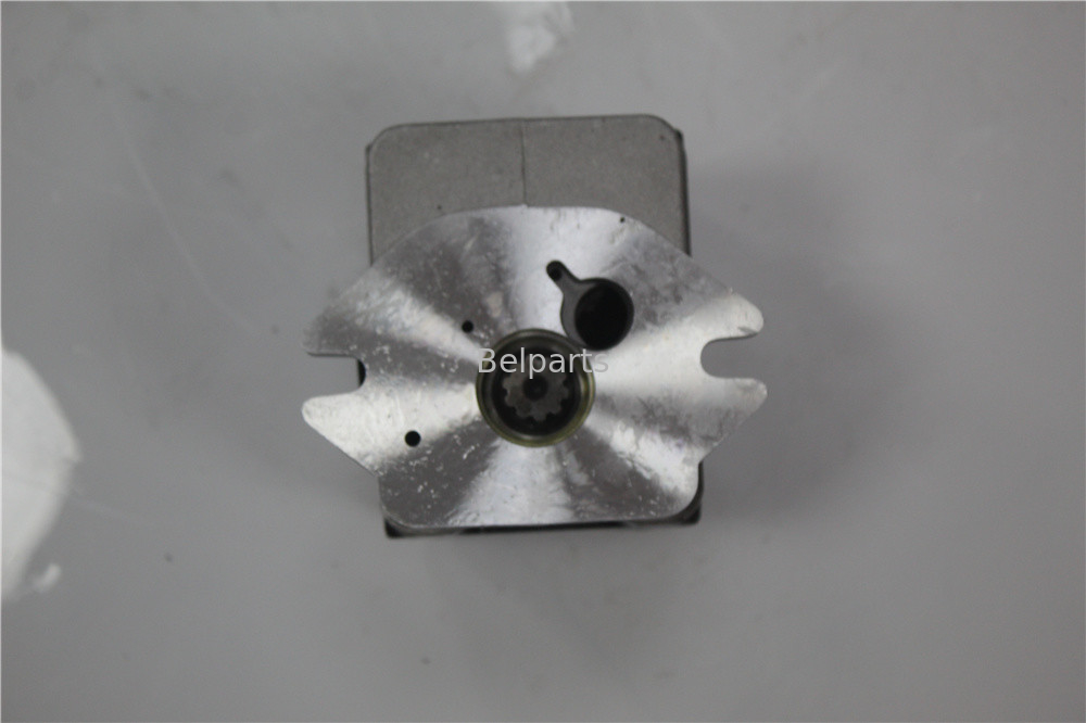 PVD-2B-42 PC50MR-2 PC55 PC56 Pompa di ingranaggi per miniescavatori