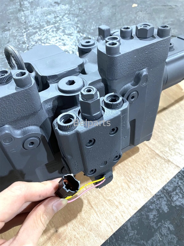 Pompa idraulica principale per JS110 JS130 JS150LC JS130W JS150W JCB Escavatore Ricambi KNJ1025 KLJ0493 KNJ1817 KLJ0001 JLJ0231 20640-44020 KYB KAYABA PSV2-60T Attacco pompa a pistoni assiali originale