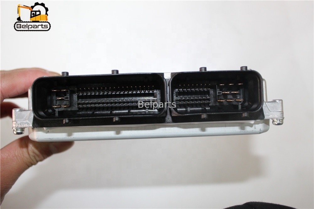Regolatore 8982334910 dell'ECU ZX240-3 190DW 220DW 225DLC 4HK1 8-98233491-0 del bordo di Engine Computer Control dell'escavatore di Belparts
