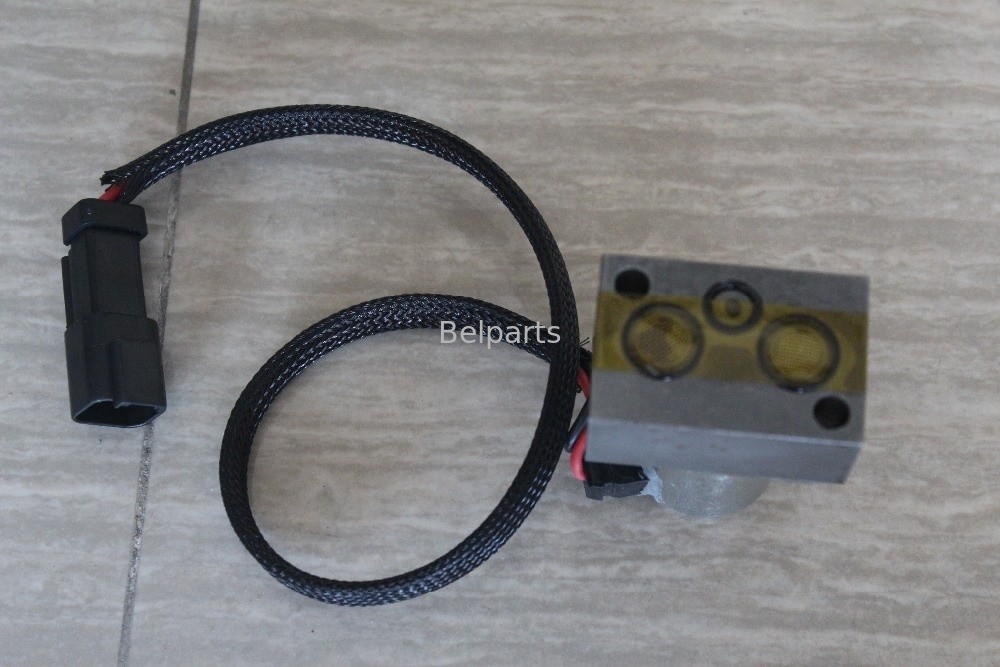 Elettrovalvola a solenoide di Spare Parts 702-21-57400 PC200-7 PC350LC-8 PC88MR-8 PC78US-8 D65EX-16 D155AX-6 dell'escavatore