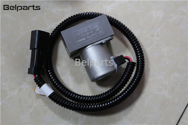 Elettrovalvola a solenoide di Valve 702-21-57400 del pilota di controllo della pompa di Spare Part Hydraulic dell'escavatore di Belparts per PC200-8 PC220-8 PC300-8